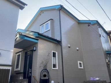 松戸市 A様 屋根・外壁工事 破風板のエメラルドブルーがアクセント！
