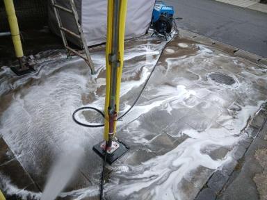 バイオ洗浄で駐車場洗浄