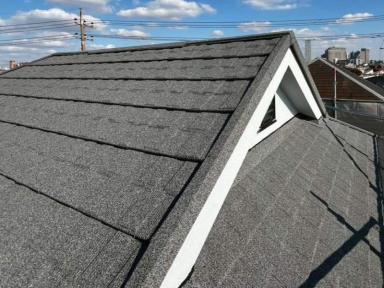 船橋市○○様邸にて、屋根カバー工事☆